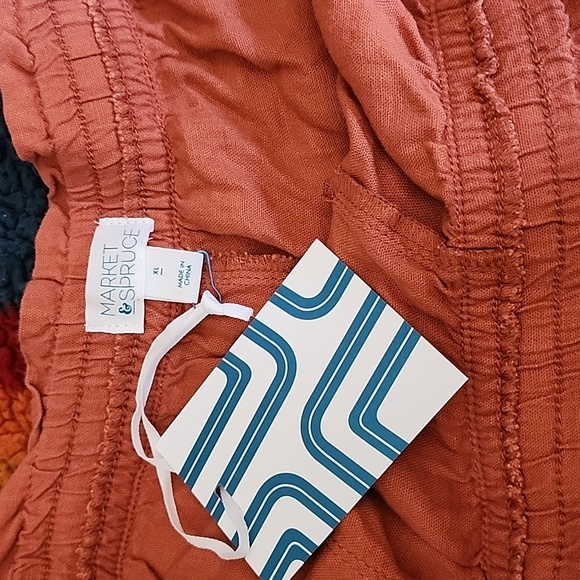 High rise linen pull on shorts - Picture 3 of 8